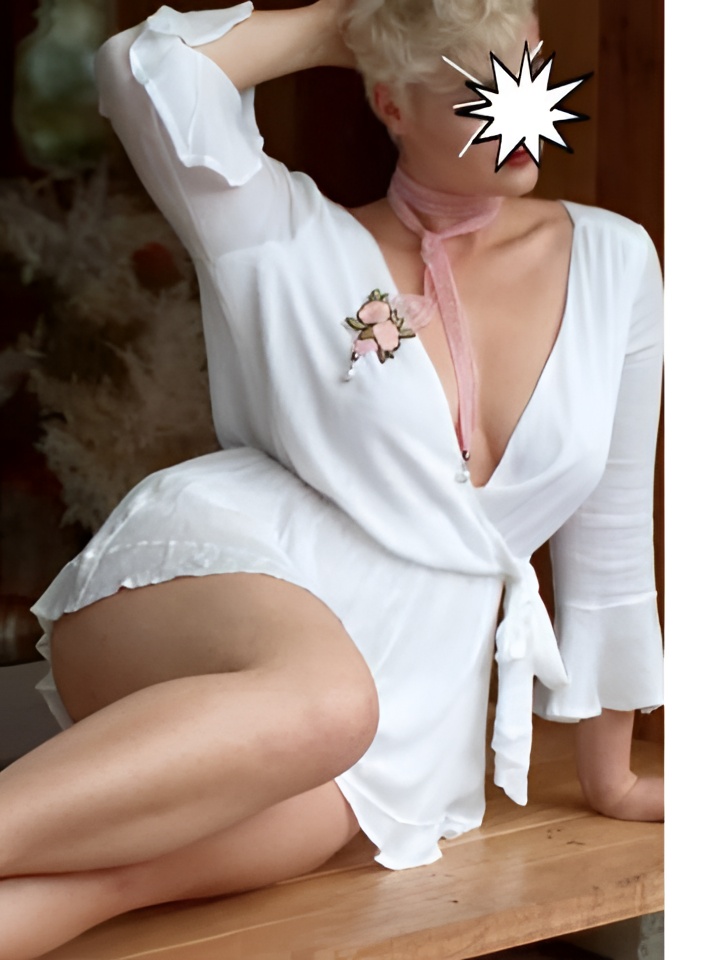 Эмма привлекальеная девушка из Ртищево цена от 2000 руб