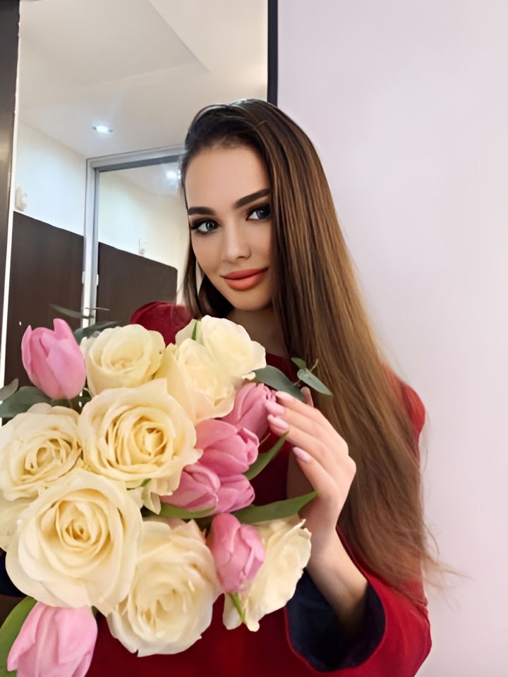 Ярослава привлекальеная девушка из Ртищево цена от 2500 руб