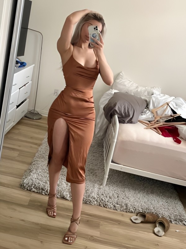 Элина привлекательная девушка из Ртищево цена от 5000 руб