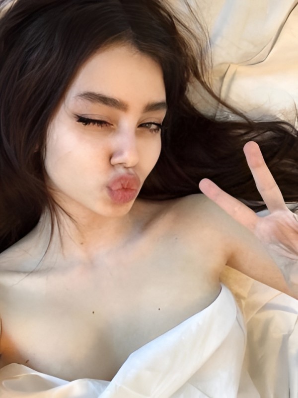 Ядвига привлекательная девушка из Ртищево цена от 10000 руб