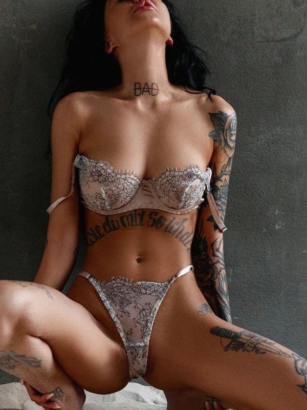 Оксаночка привлекательная девушка из Ртищево цена от 6000 руб